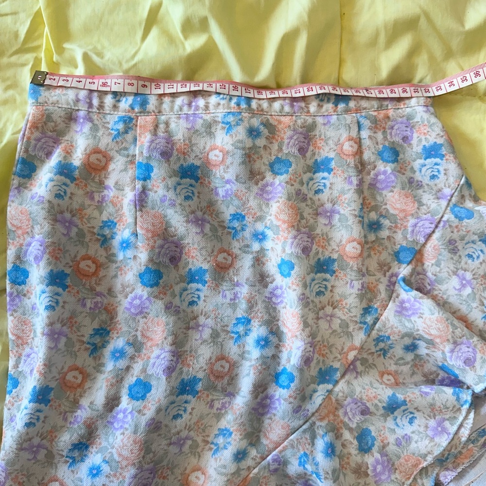 Floral Ruffle Two-Piece Set, professional custom made. - Picture 11 of 15